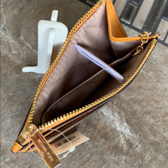 Jet Set Travel Sm TZ Coinpouch W ID Leather Marigo - Picture 12 of 16